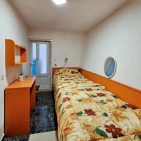 Beautiful In With Kitchen Apartman *